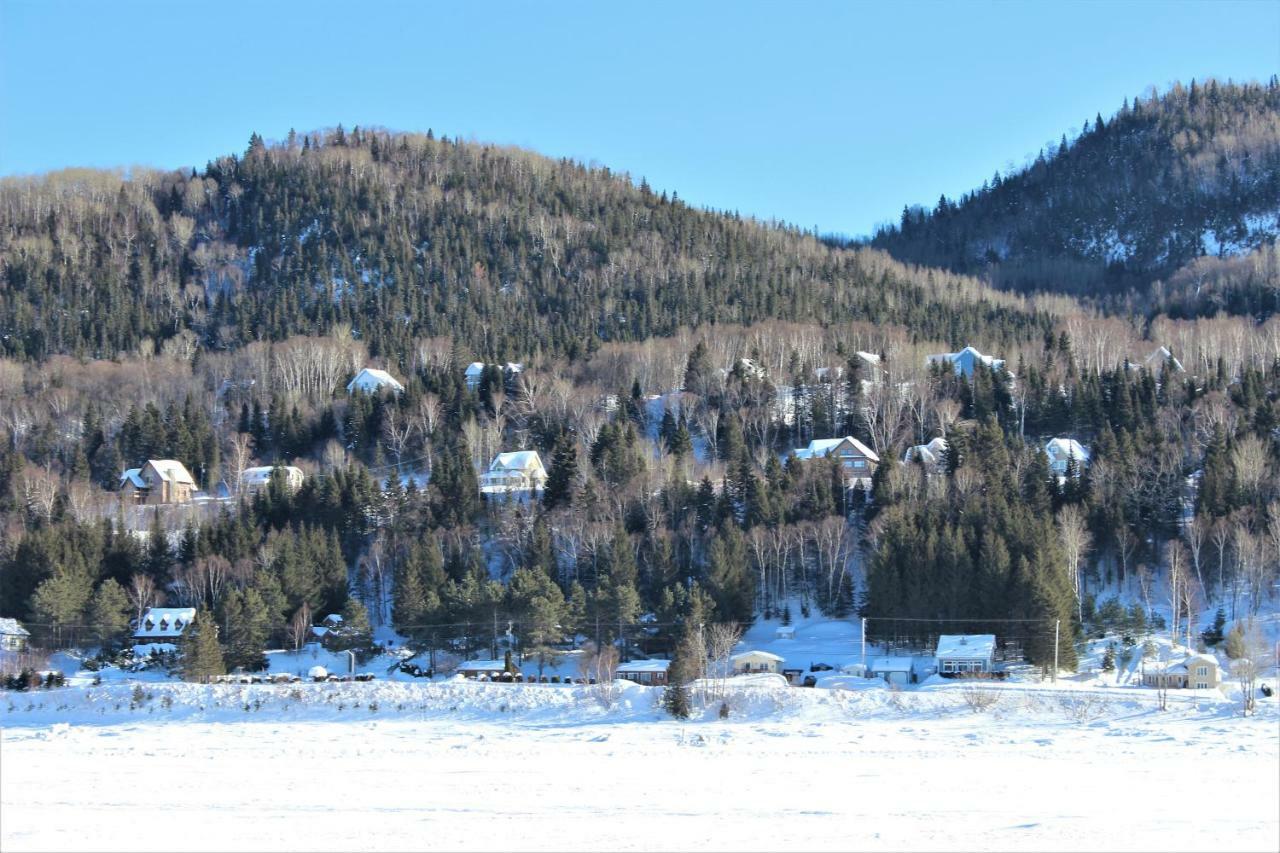 Panoramique Du Fjord Apartment L'Anse-Saint-Jean Exterior photo
